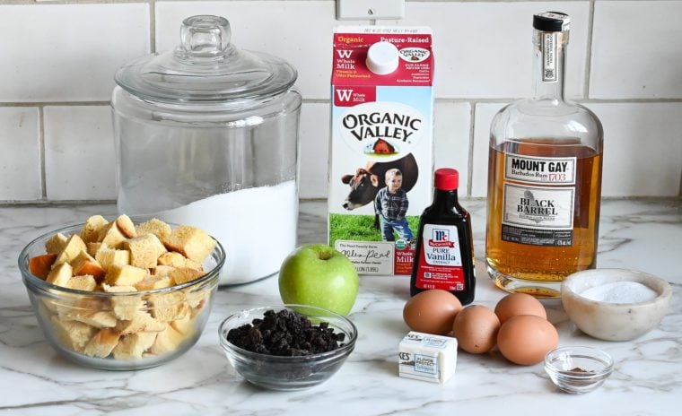 apple rum raisin bread pudding ingredients