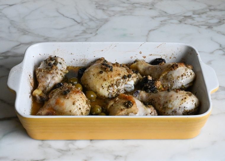 baked chicken marbella