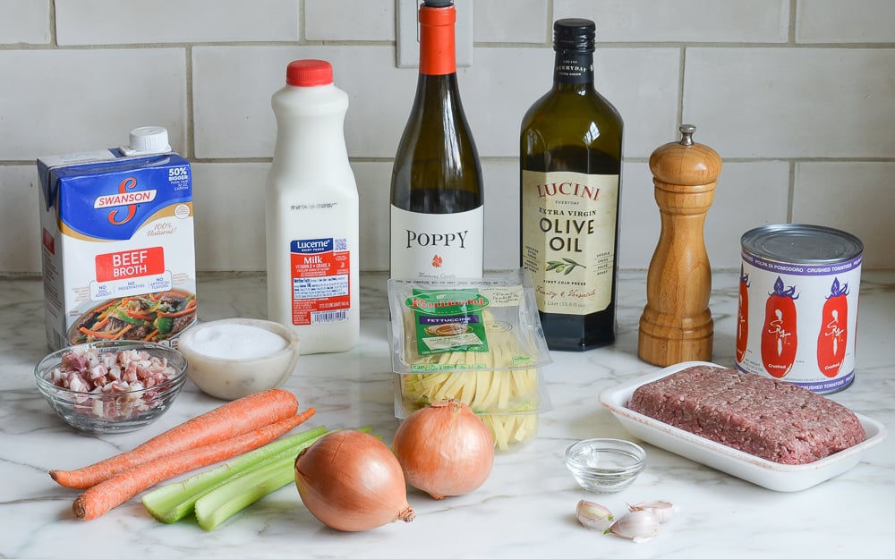 ingredients for pasta bolognese