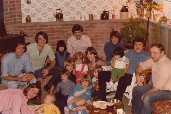 old neighborhood photo of Jenn and friends.