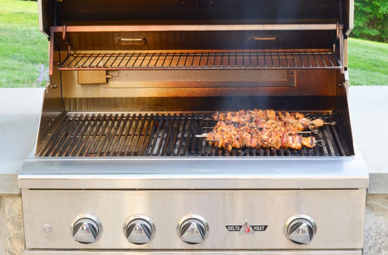 grilling chicken kabobs