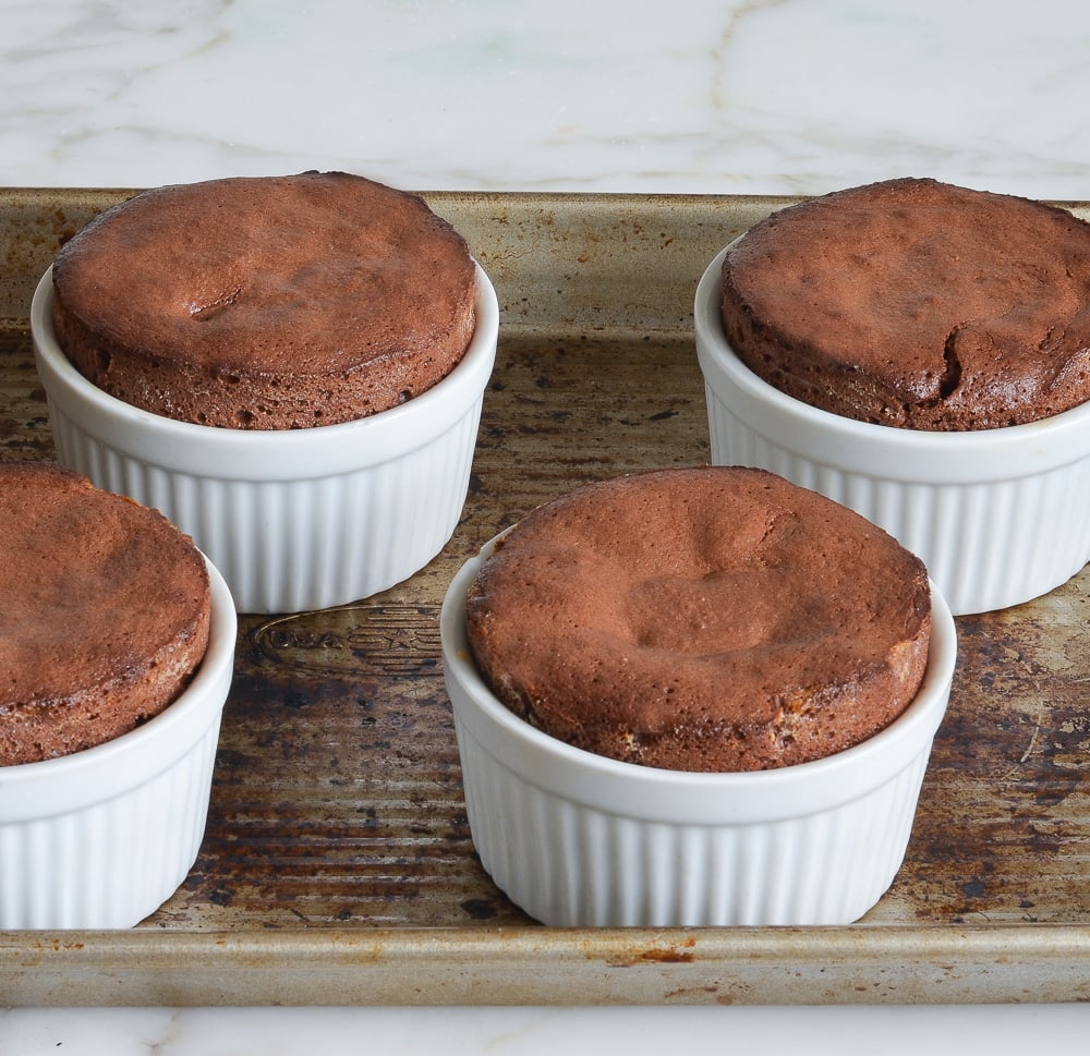 baked molten chocolate cakes
