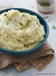 Blue bowl of cauliflower puree.