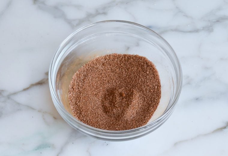 cinnamon and sugar mixture