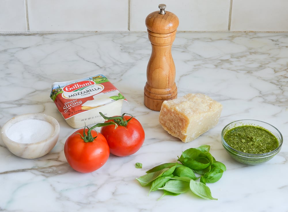 ingredients for pesto pizza