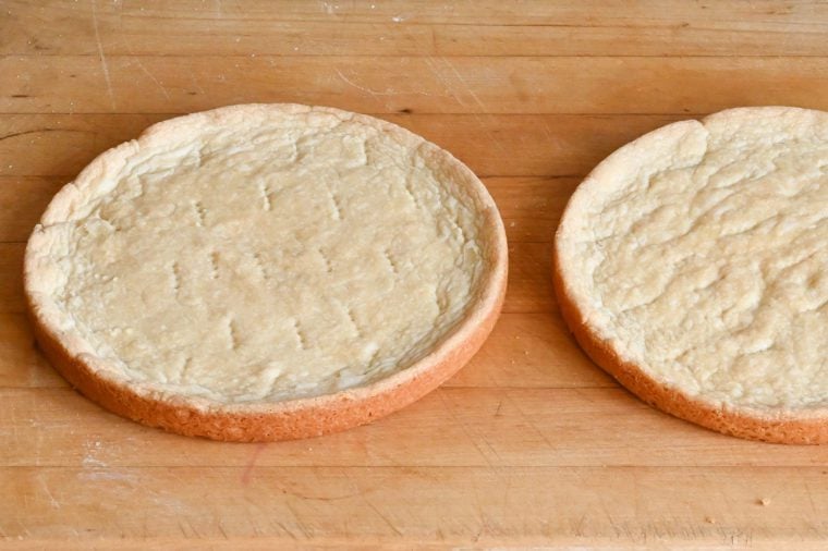 shortbread round on cutting board