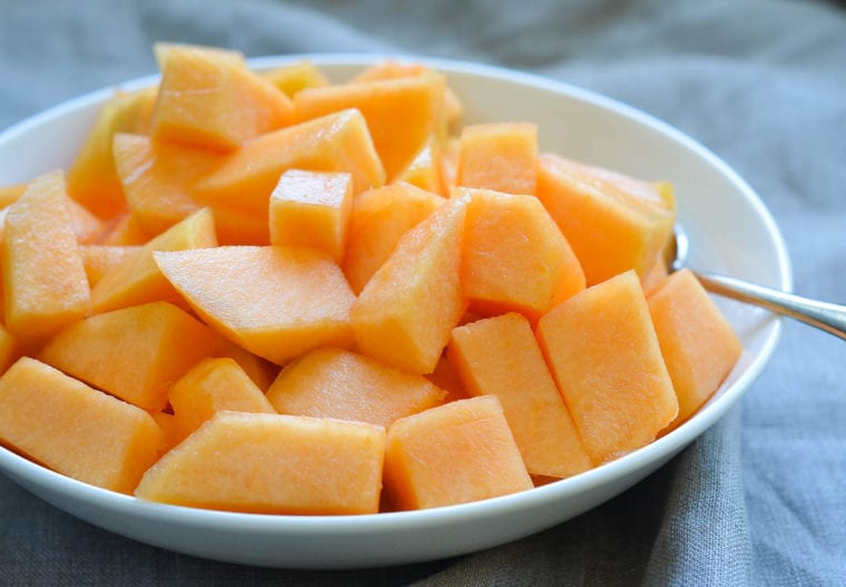 Bowl of cut cantaloupe.