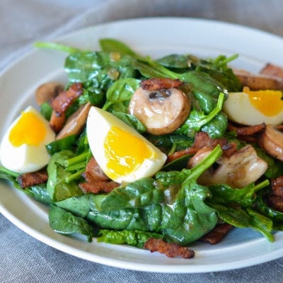 spinach salad with warm bacon dressing