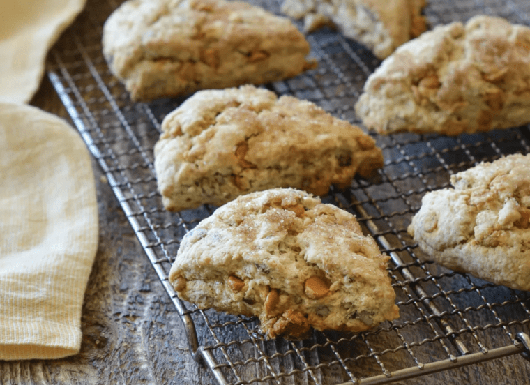 Butterscotch pecan scones on a wire rack.