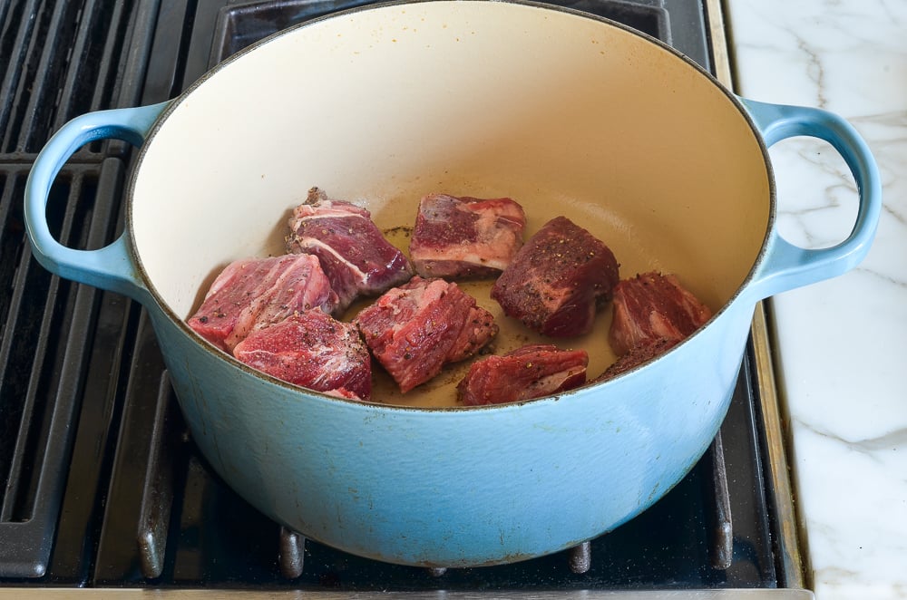 searing the beef