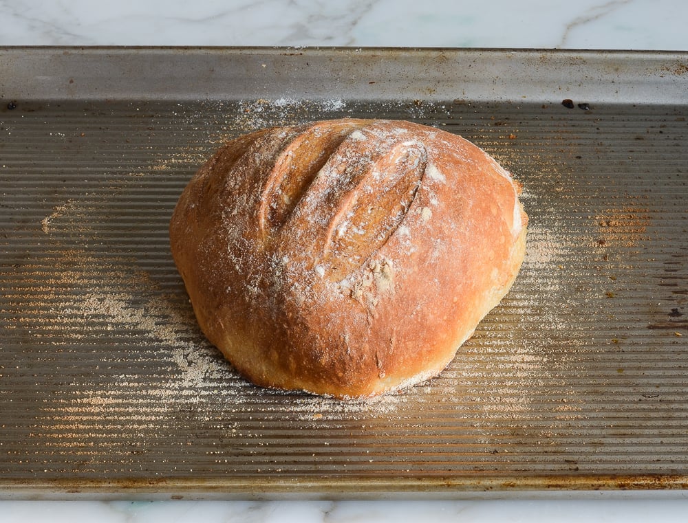 Baked bread on a baking sheet.