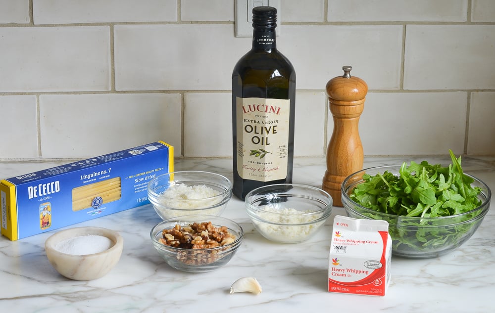 ingredients for linguine with creamy arugula walnut pesto