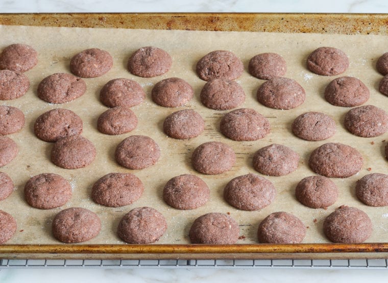 baked chocolate cookies