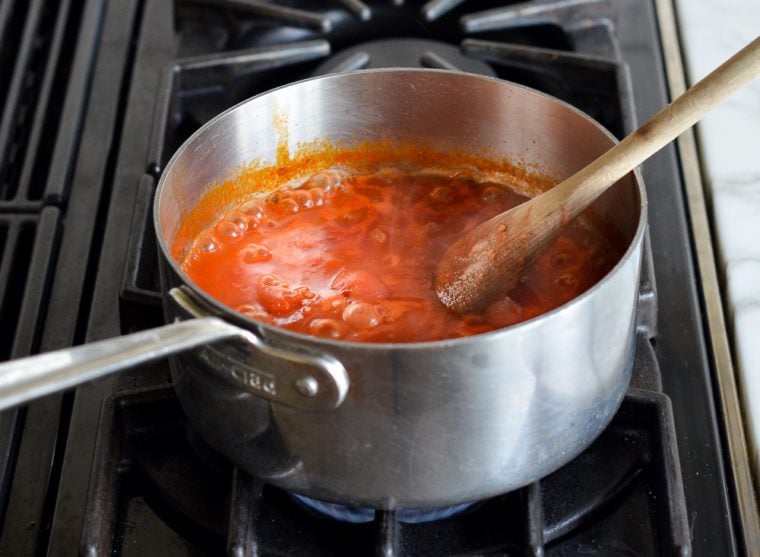 simmering vodka sauce