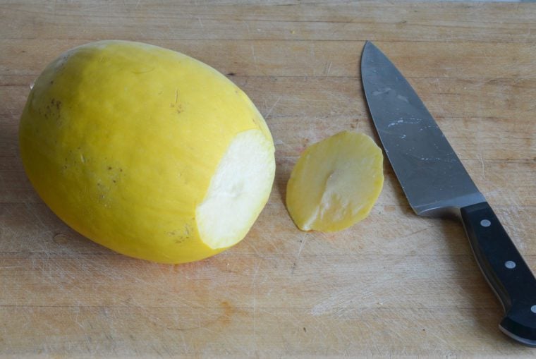 cutting the end off of spaghetti squash