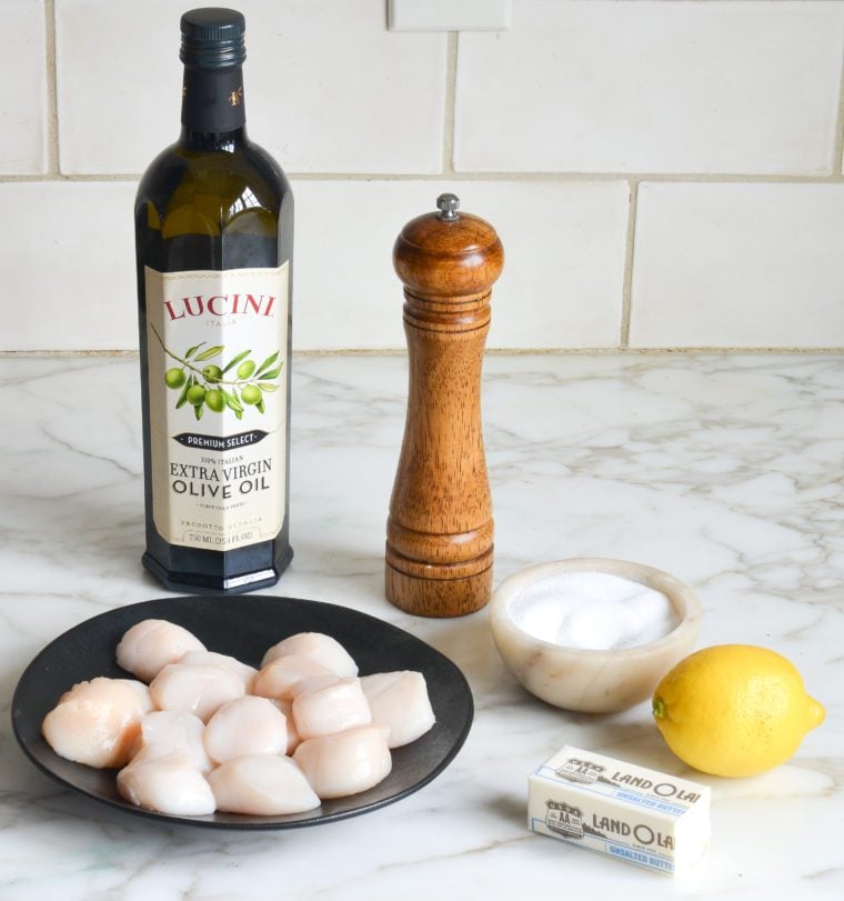 ingredients for pan-seared scallops