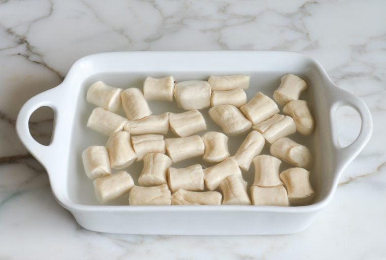 soaking the bites in the baking soda solution