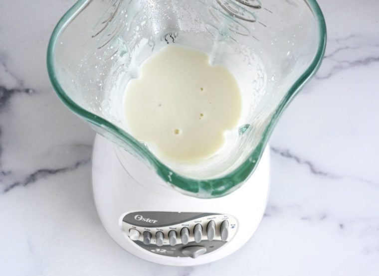 blended cacio e pepe sauce