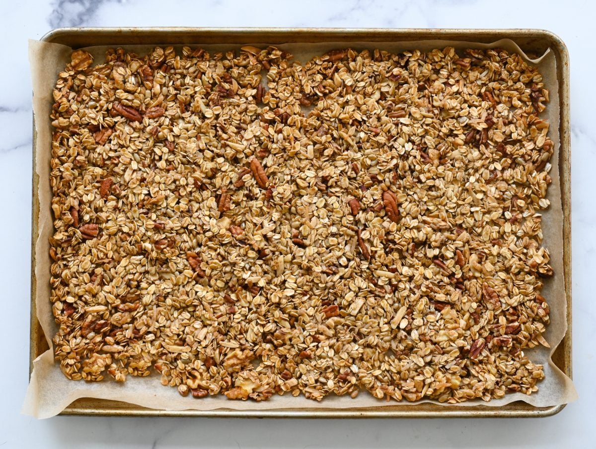 baked golden granola