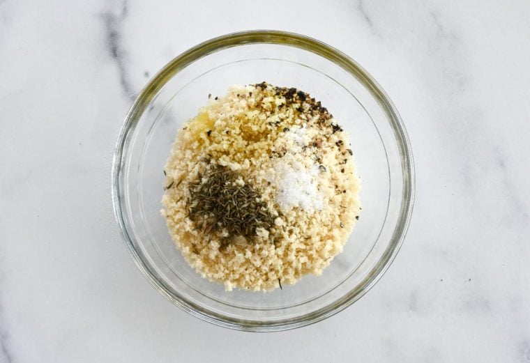 panko coating ingredients in bowl
