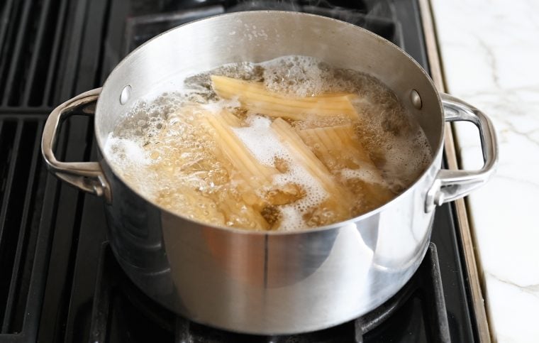 boiling the manicotti shells
