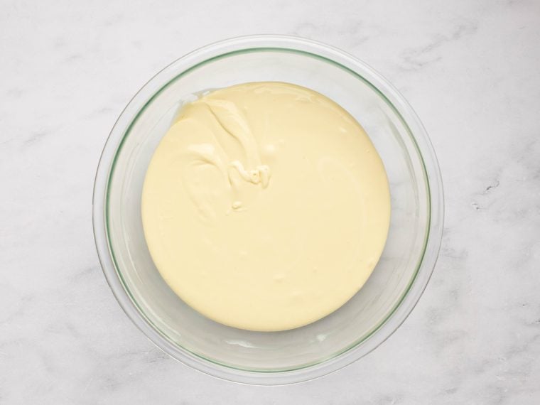 folded mascarpone and cream mixture