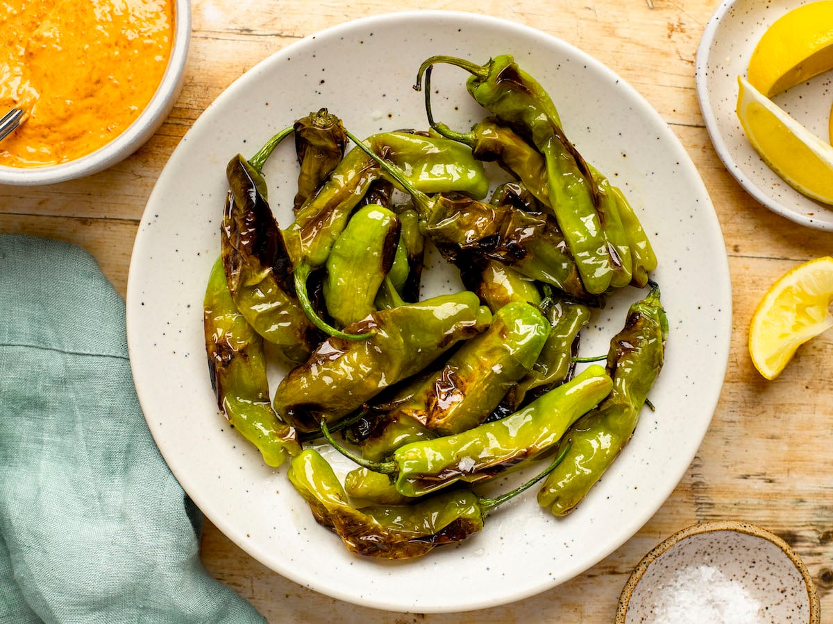 shishito peppers with dipping sauce