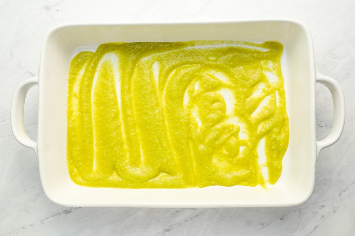 layer of sauce in baking dish.