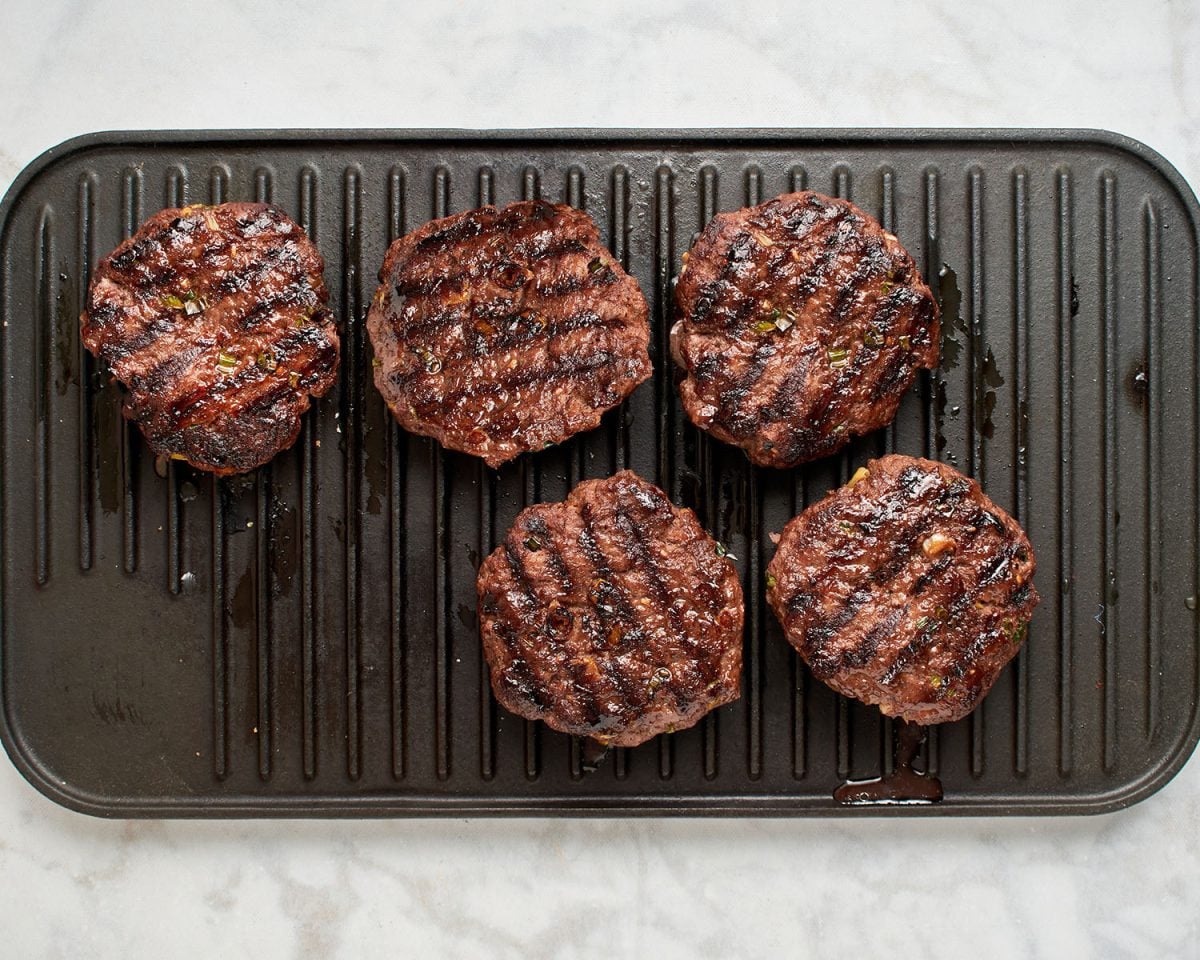 bulgogi burgers on grill pan