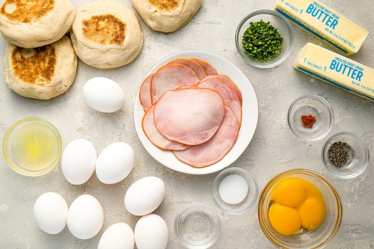 ingredients for eggs Benedict