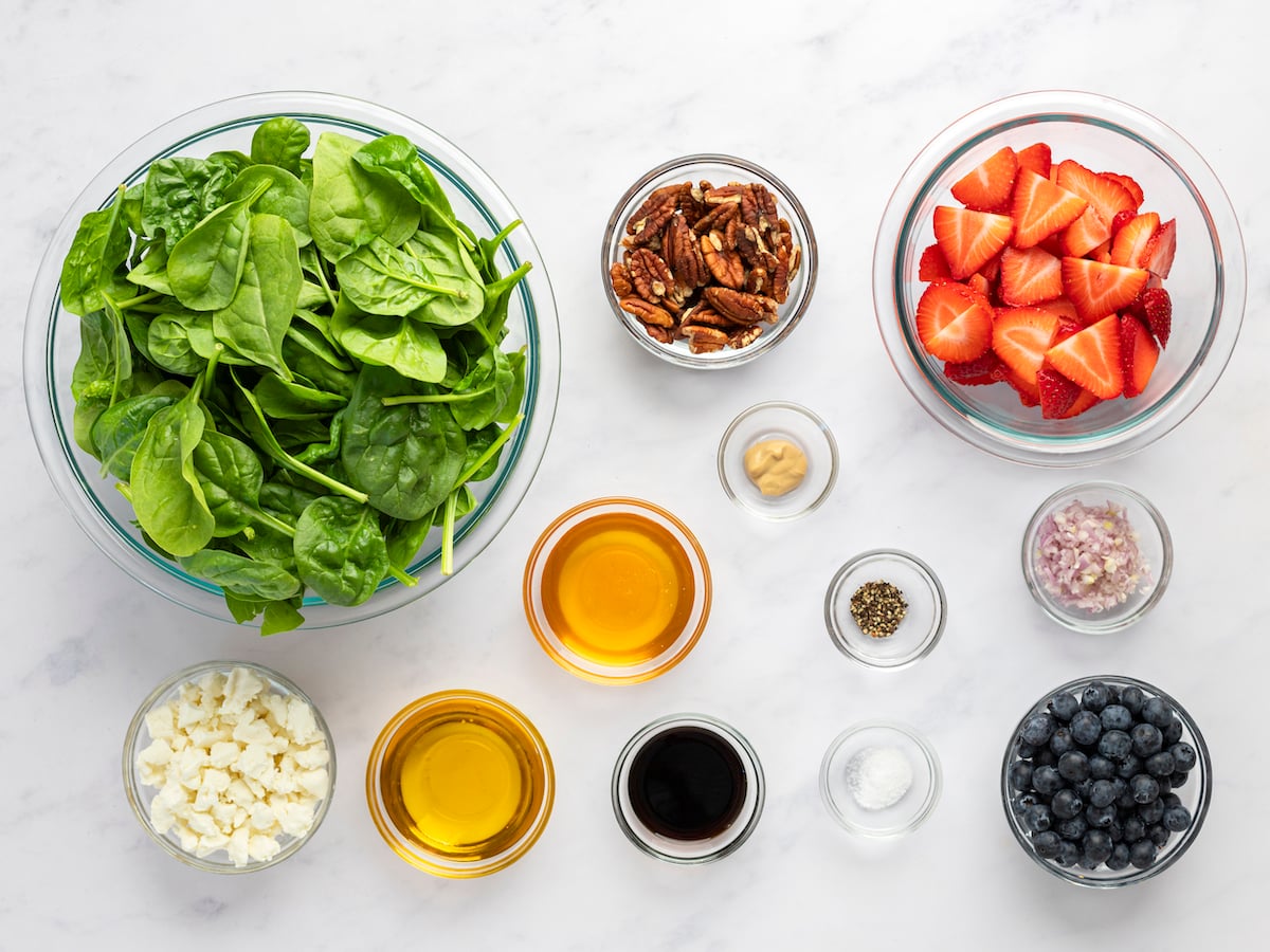 spinach salad ingredients.