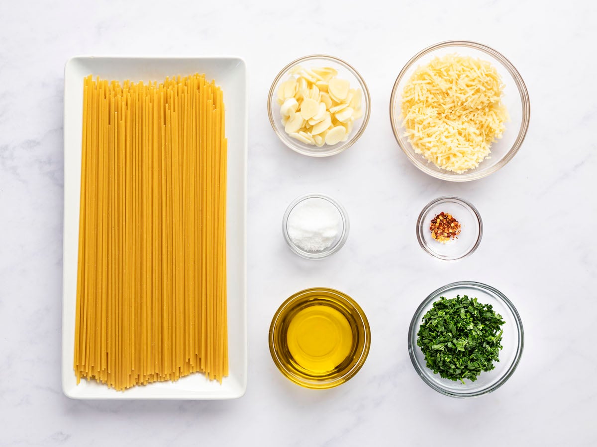 Spaghetti Aglio e Olio ingredients