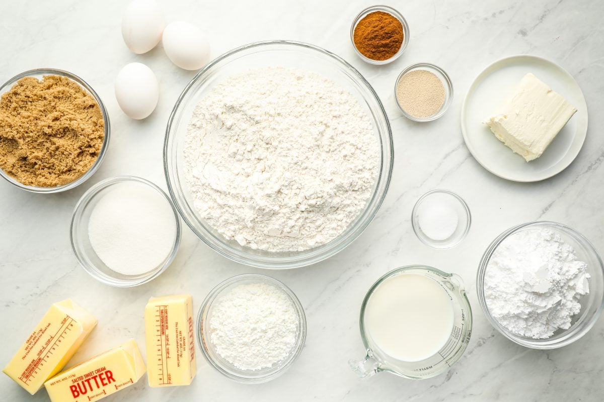 cinnamon roll ingredients